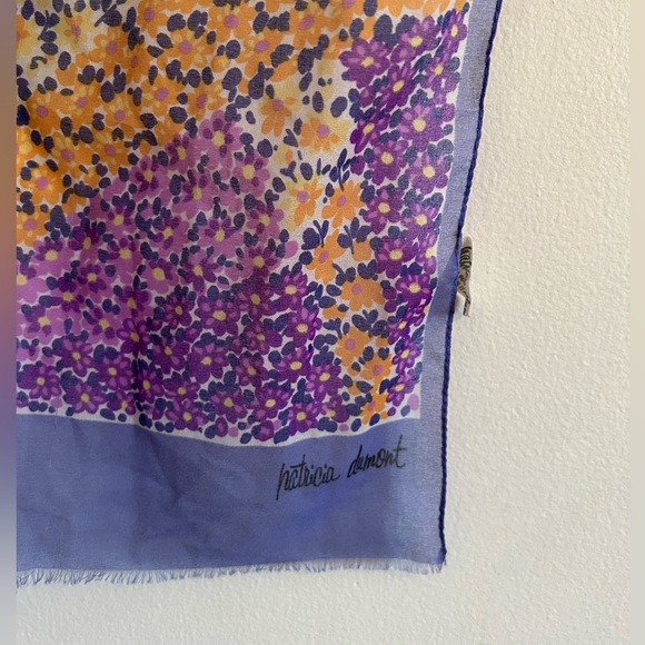 Patricia Dumont floral scarf - Picture 3 of 5